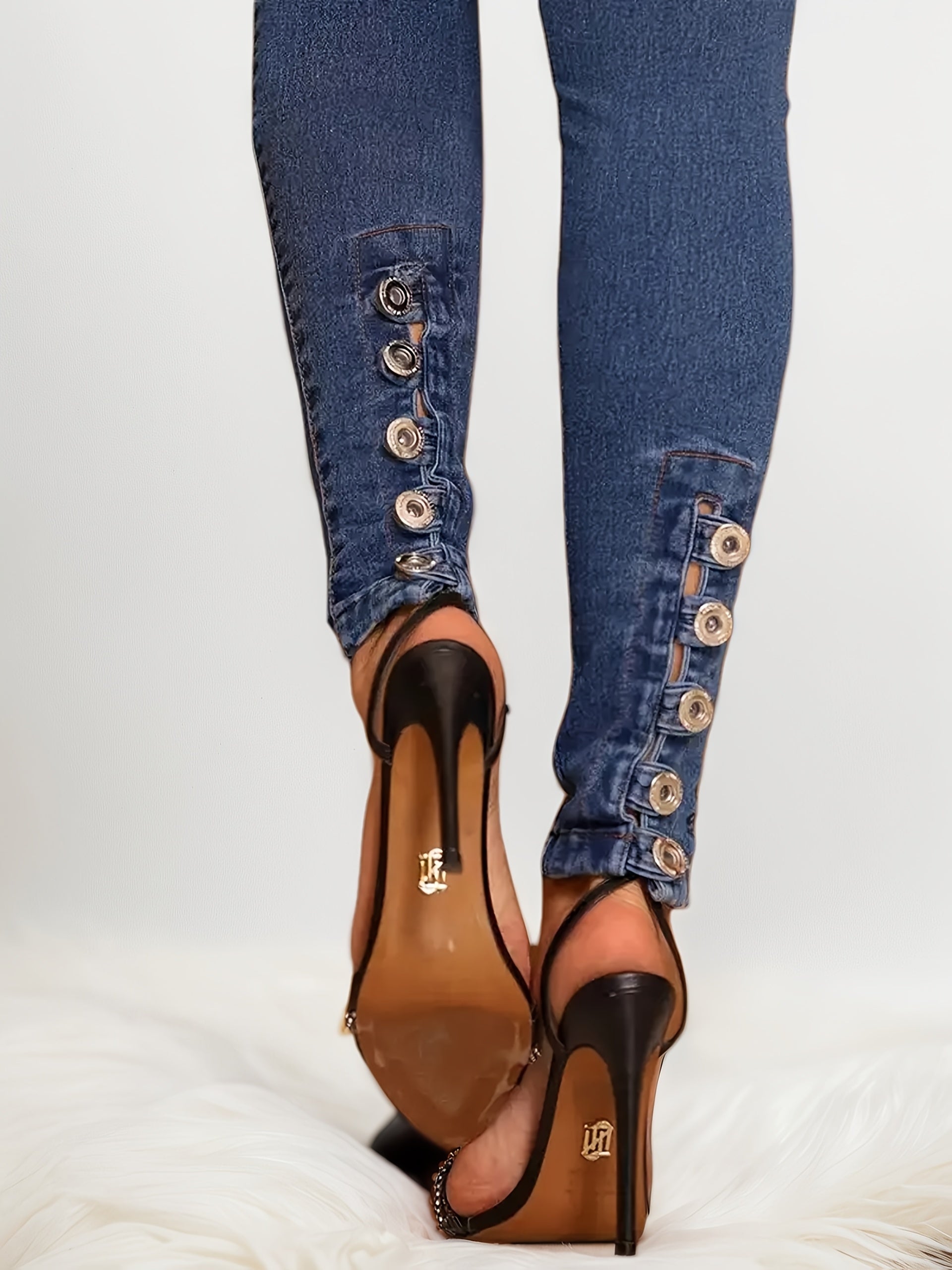 Enormous kart - Modern High Waist Denim Jeans with Faux Button Design