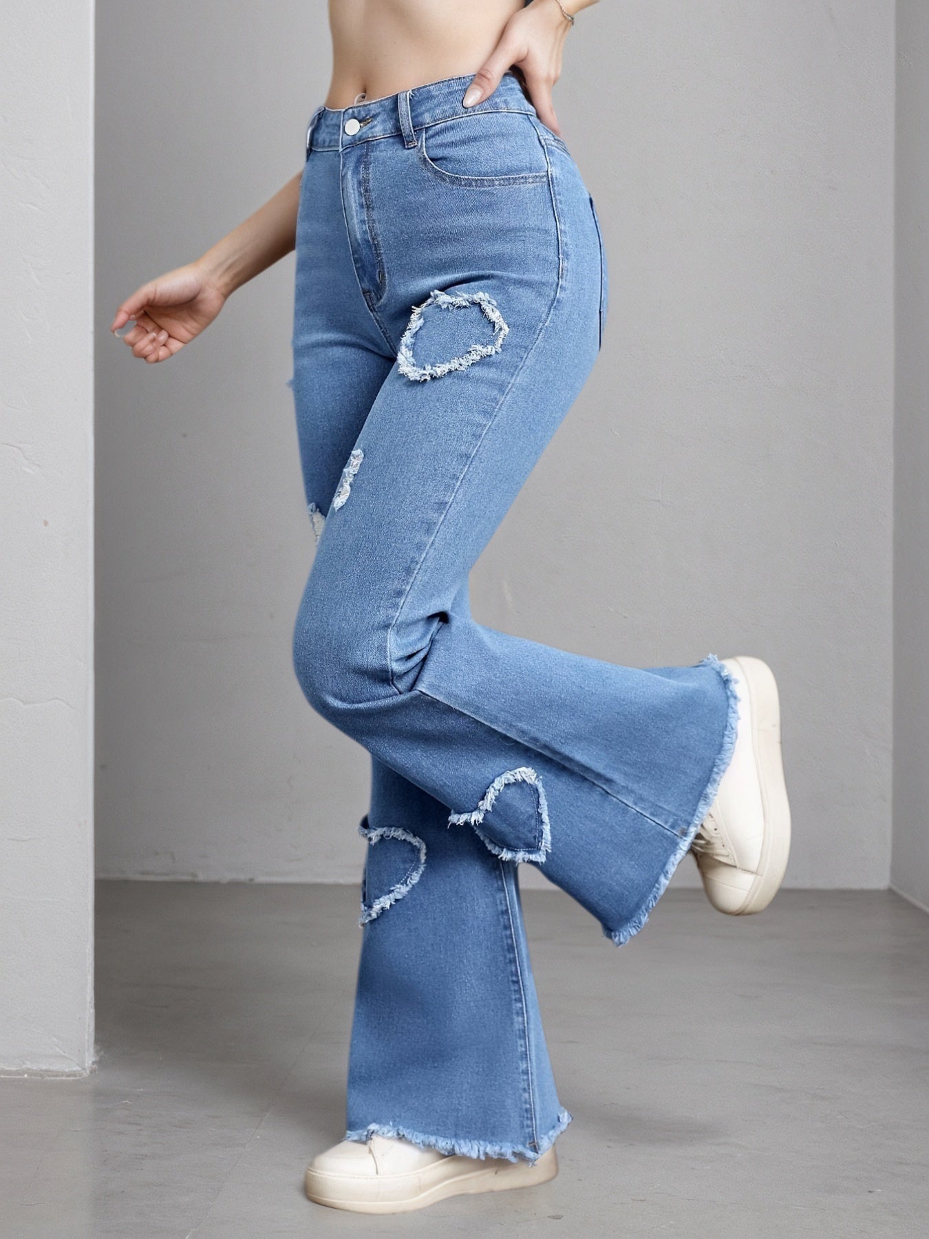 Enormous kart - Stylish High Stretch Flare Jeans with Heart Patchwork - Blue Bell Bottom Jeans for Women
