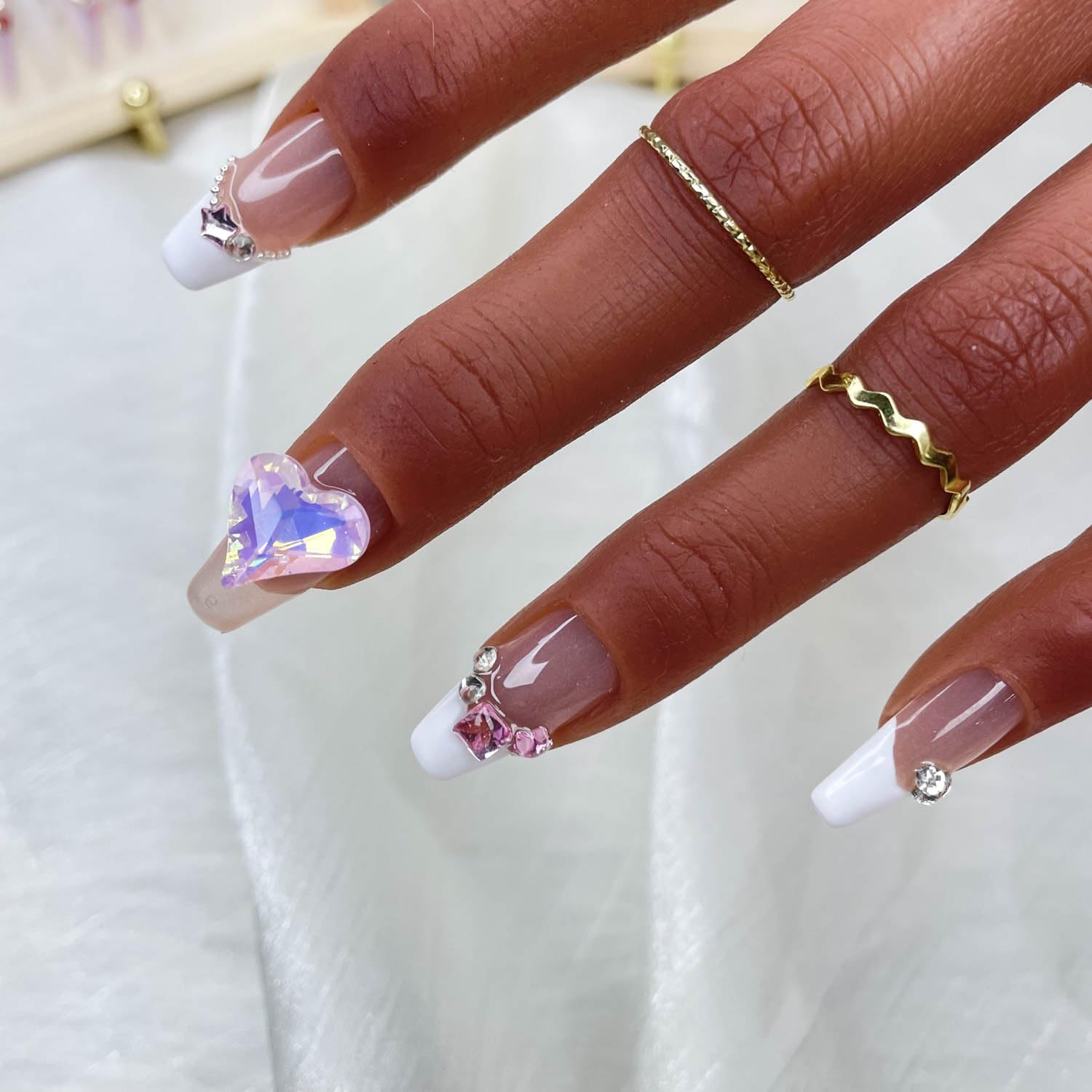 Luxe Amour Long Coffin Press-On Nails – Handmade Gradient False Nails with Fashion Rhinestones & 3D Nail Art Charms for Women