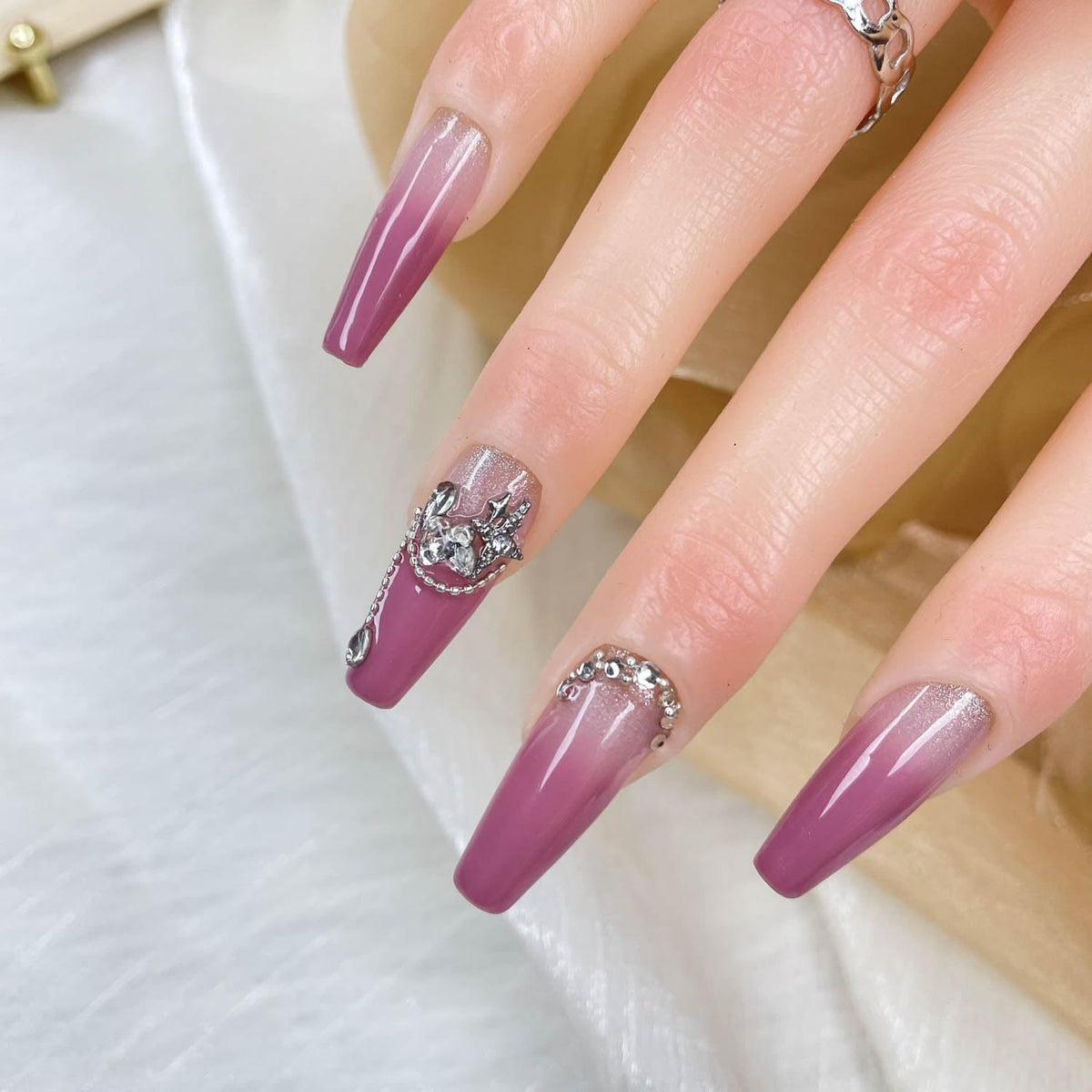Lavender Luster Handmade Luxury Press-On Nails – Custom 3D Reusable UV-Finished Hand-Painted False Nail Set
